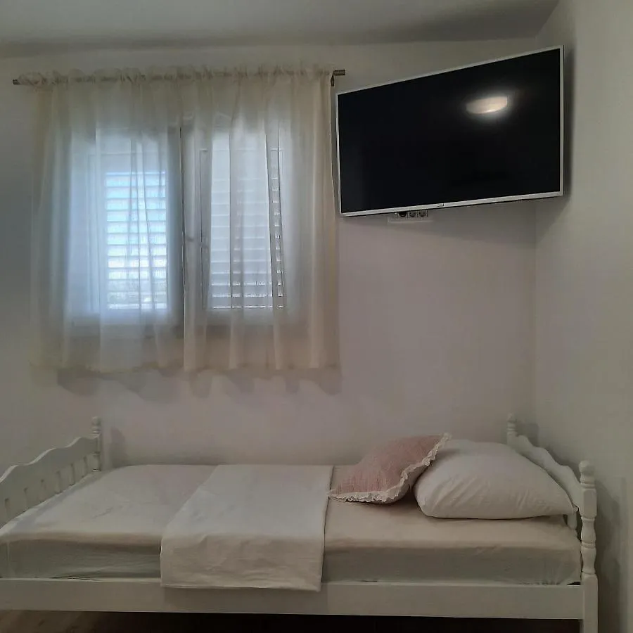 Studio Apartman Mare Trogir